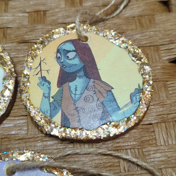 Nightmare before Christmas ornament set - Picture 4 of 7